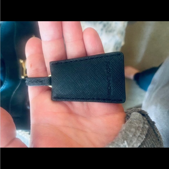 Michael Kors Hamilton - Picture 7 of 9